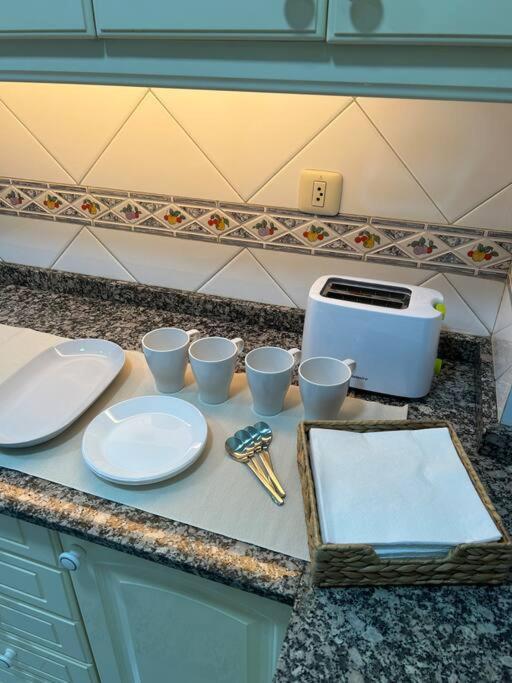 Centrico Apartamento Con Terraza Integrada Apartment Vigo Bagian luar foto