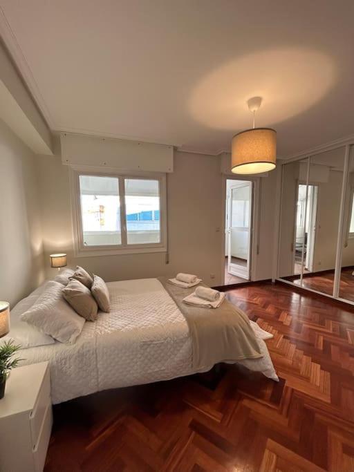 Centrico Apartamento Con Terraza Integrada Apartment Vigo Bagian luar foto